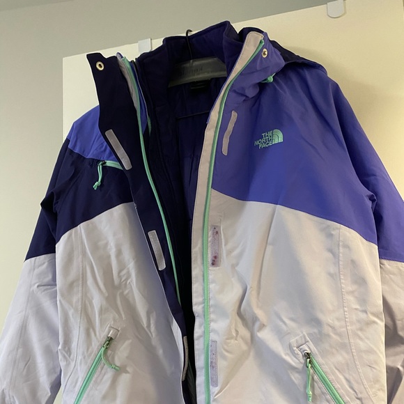 North Face Winter Jacket 3-1 - Picture 2 of 3